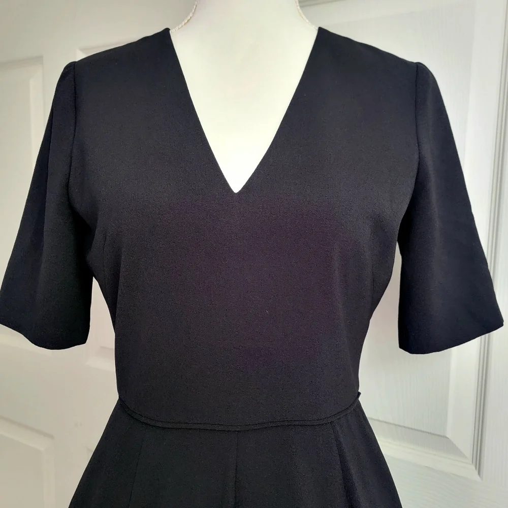 Gal Meets Glam Edith City‎ Crepe Fit & Flare Classic Black Midi Dress Size 6